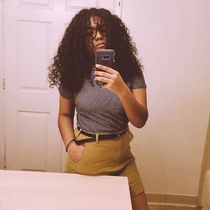 Meet your Posher, Ana